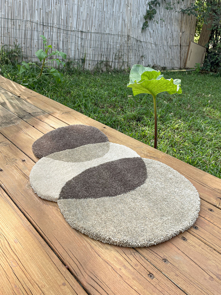 Pebbles Rug